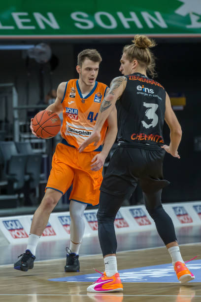 迫出售的对 迫出售的对