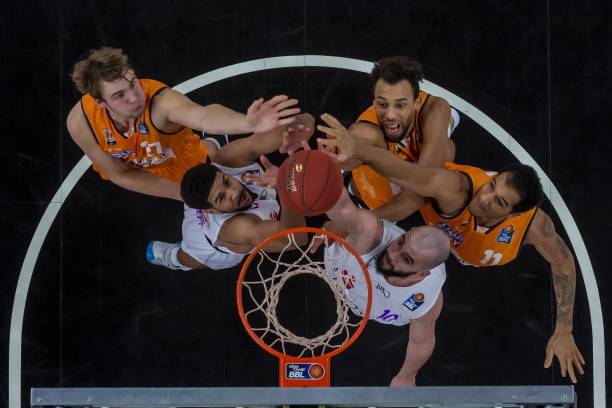 队的战术构 队的战术构