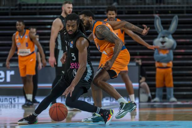 更是为了中 更是为了中